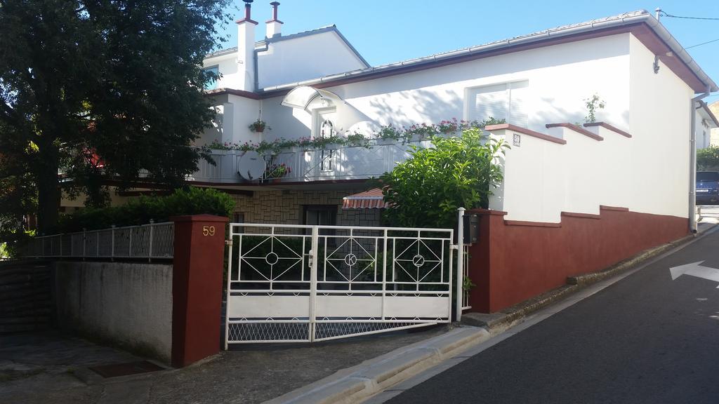 Apartment Dino Novi Vinodolski Exterior photo